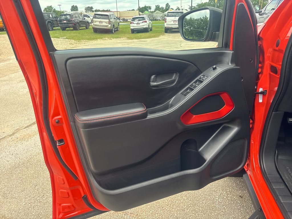 Used 2026 Nissan Frontier PRO-4X w/ Pro-4x Convenience Package AWD/4WD image 24