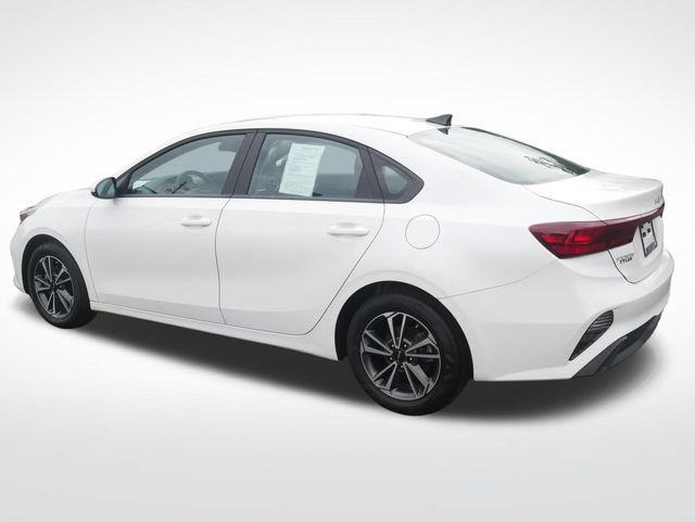 Used 2024 Kia Forte LXS FWD image 7
