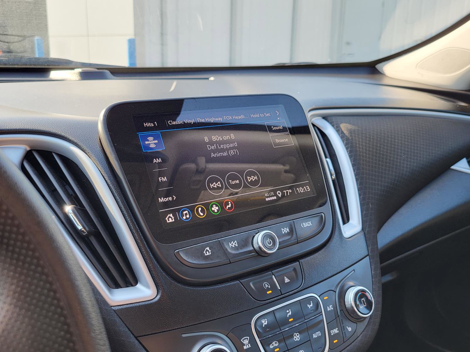 Used 2023 Chevrolet Malibu LT FWD image 26