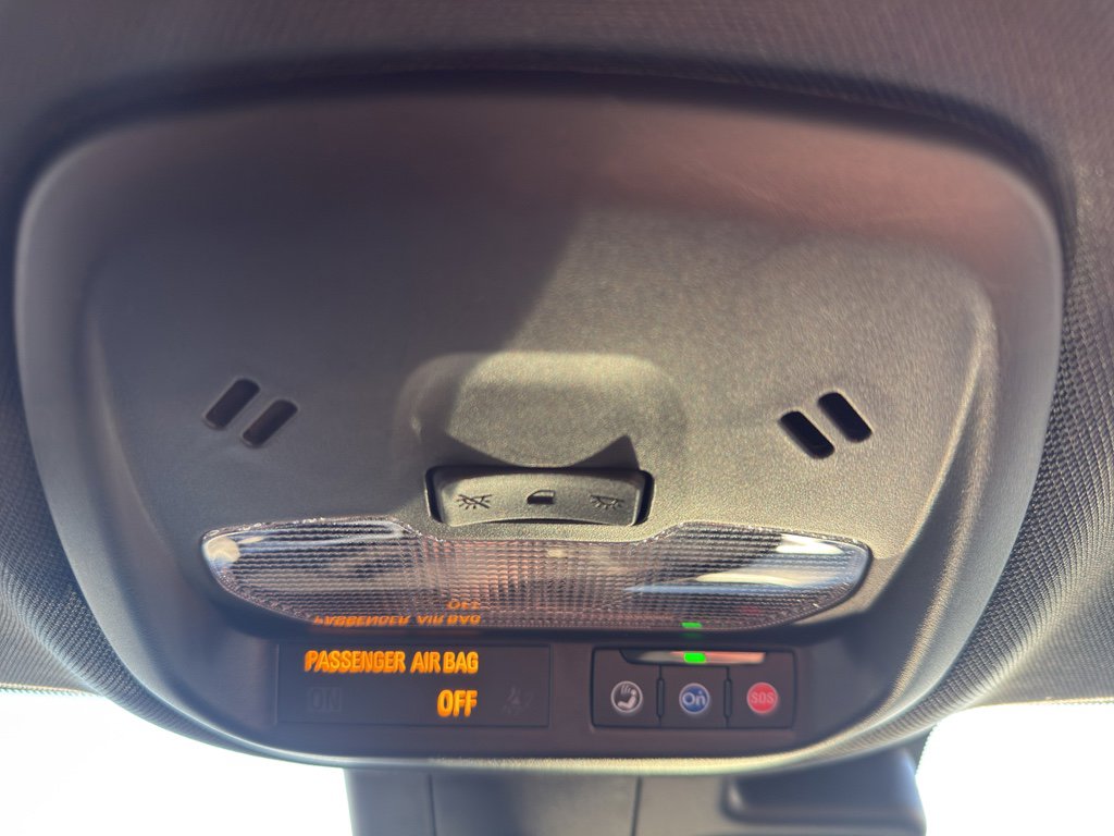 Used 2024 Chevrolet Trax RS w/ Driver Confidence Package image 23