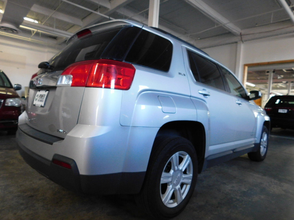 Used 2015 GMC Terrain SLE w/ Convenience Package AWD/4WD image 5