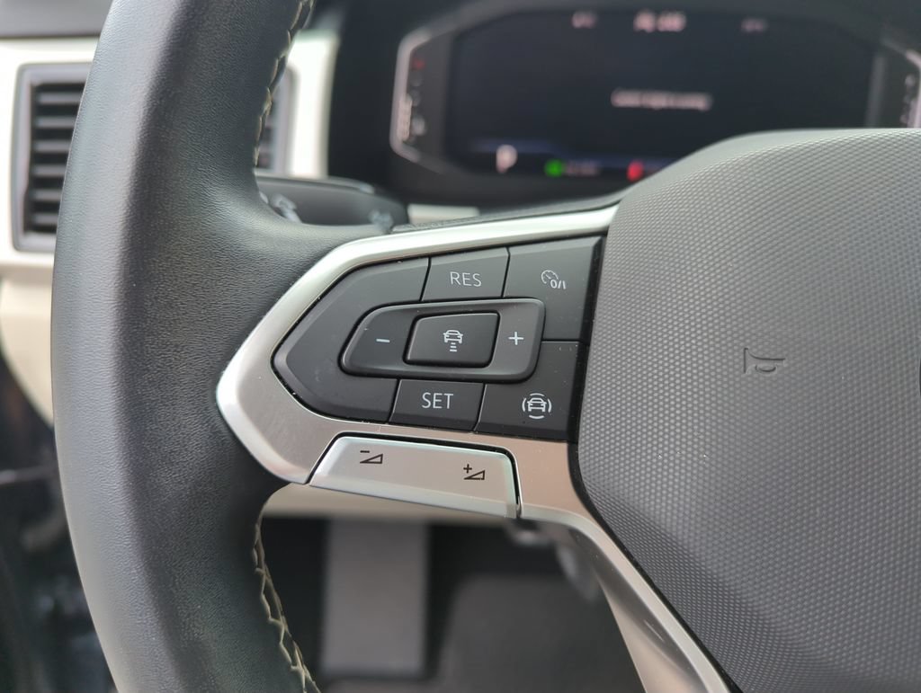 Certified 2023 Volkswagen Atlas SE w/ Panoramic Sunroof Package FWD image 22