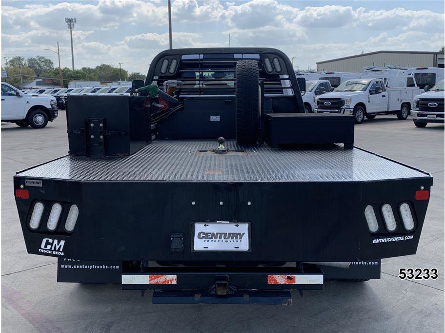 Used 2022 RAM 5500 Tradesman w/ Chrome Appearance Group RWD image 9