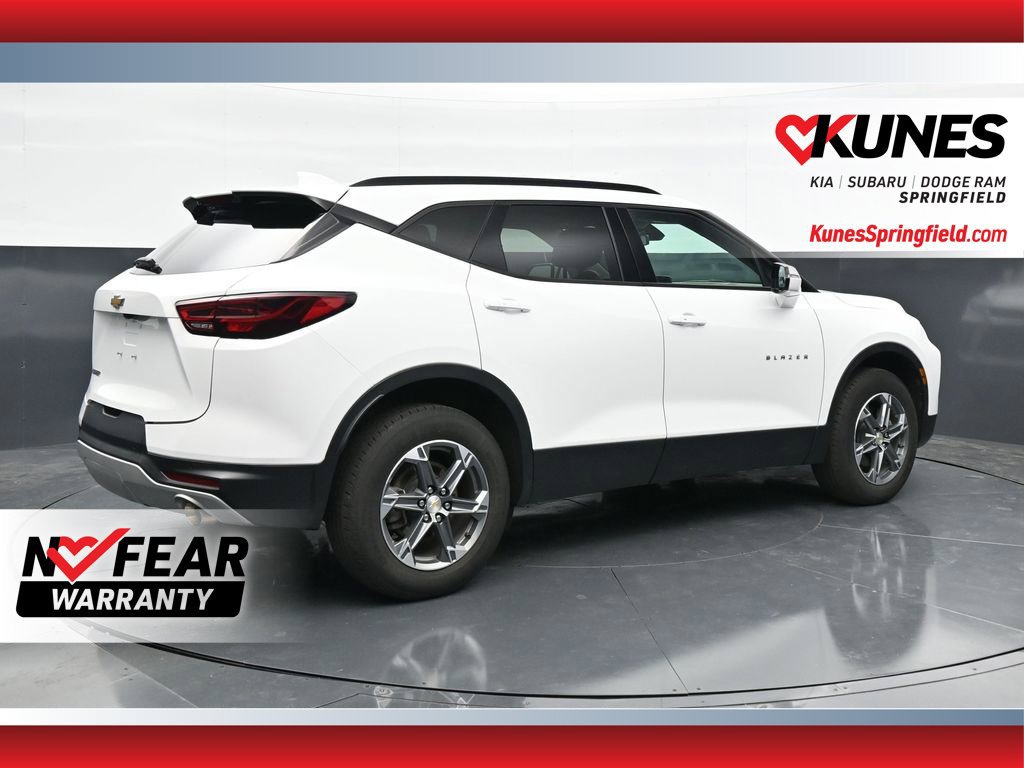 Used 2024 Chevrolet Blazer LT w/ LPO, Floor Liner Package FWD image 2