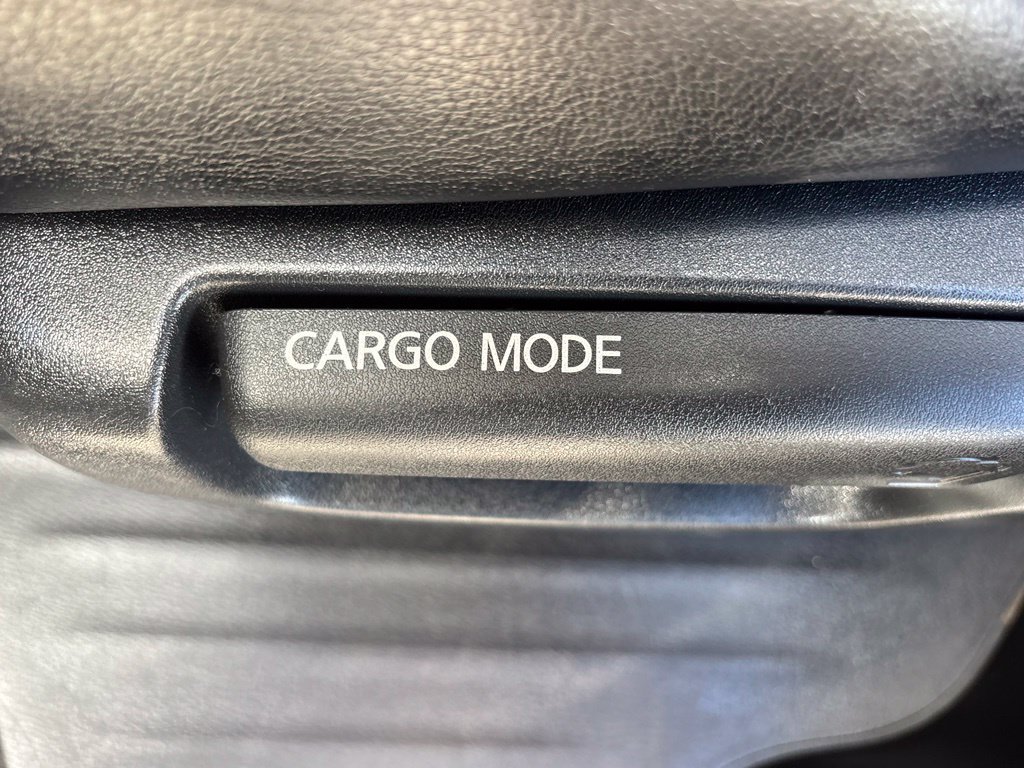 Used 2019 Nissan Pathfinder SL AWD/4WD image 27
