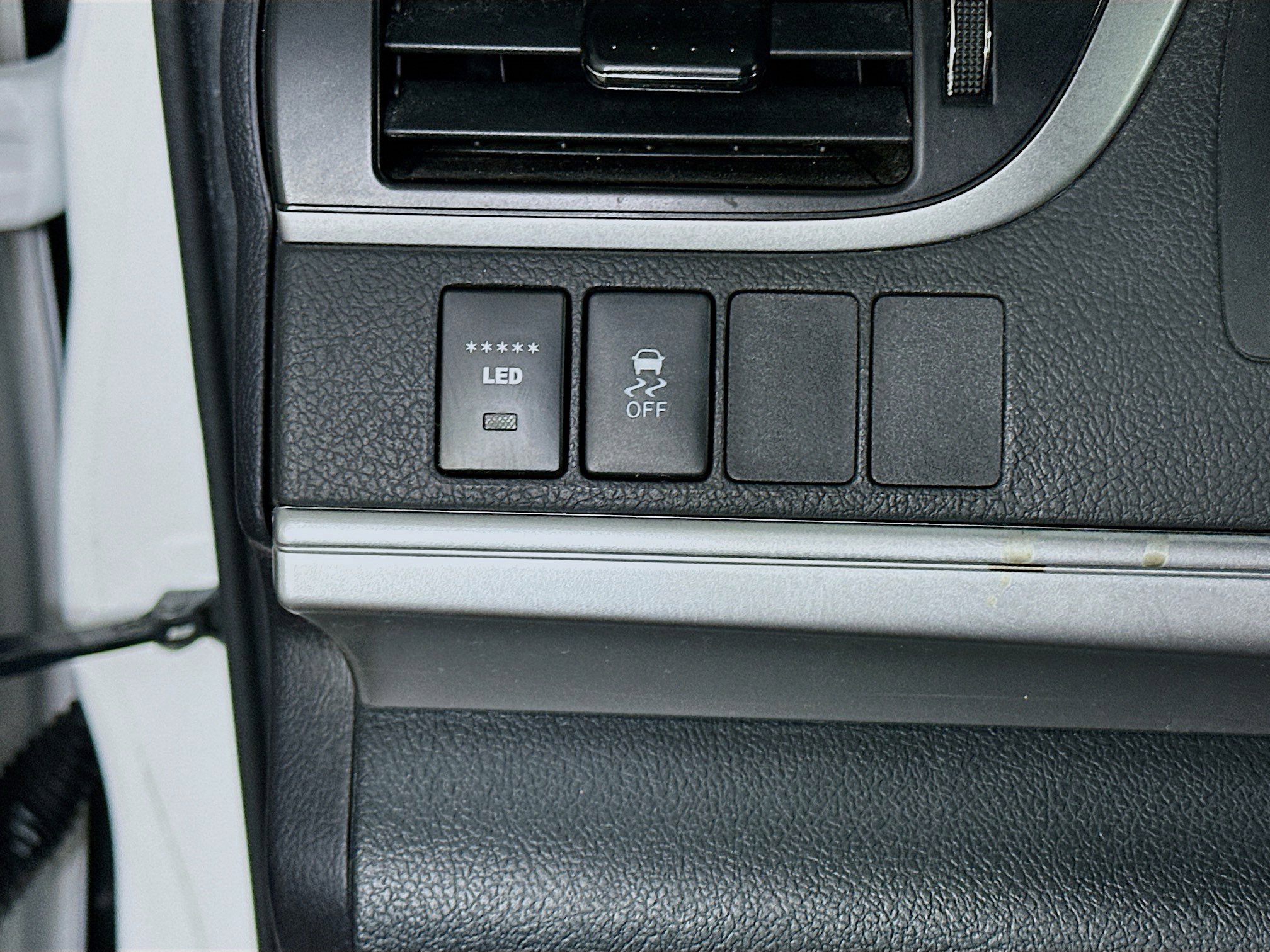 Used 2014 Toyota Camry SE image 17