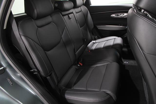 Certified 2024 Genesis GV70 2.5T w/ Select Package image 19