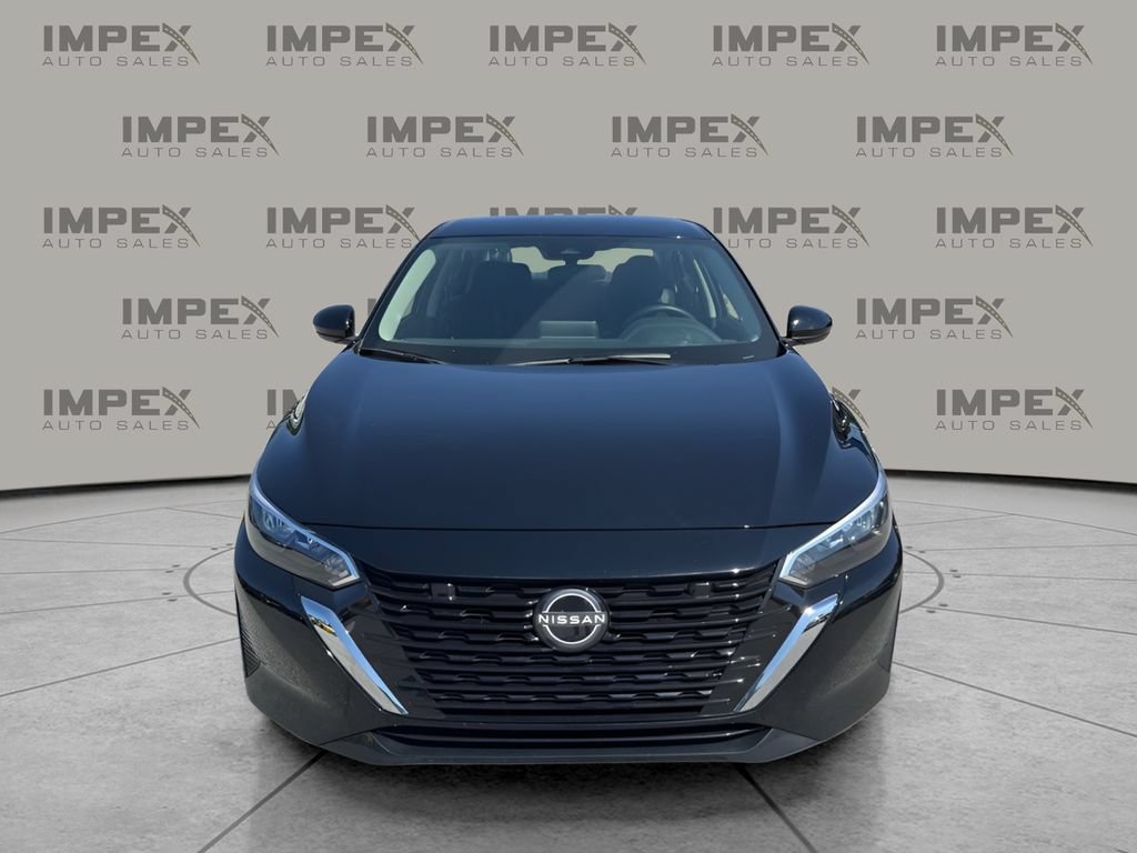 Used 2025 Nissan Sentra SV FWD image 8