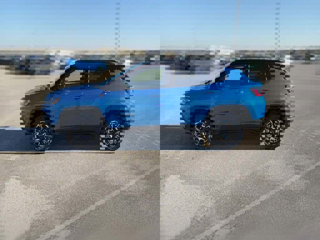 New 2026 Jeep Compass Trailhawk image 6