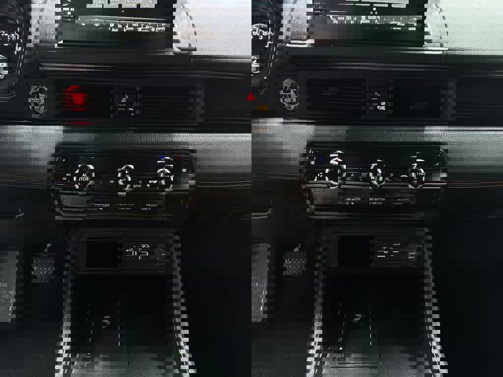 Used 2025 Honda Pilot TrailSport image 22