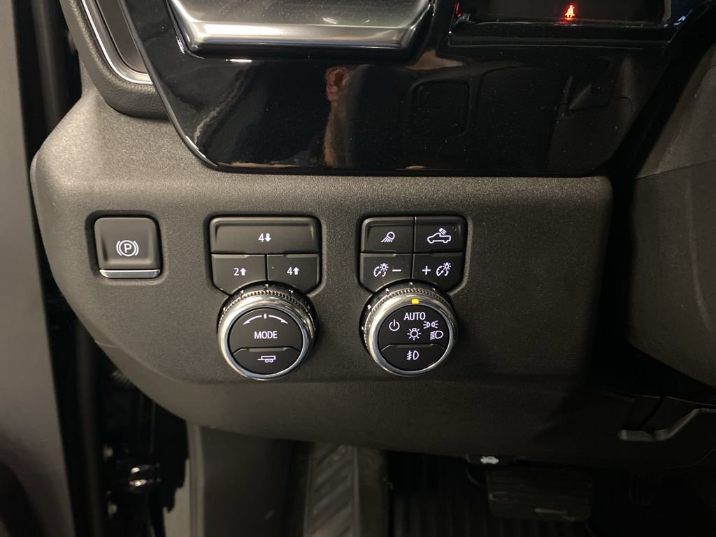 New 2025 GMC Sierra 3500 SLE w/ SLE Value Package image 22