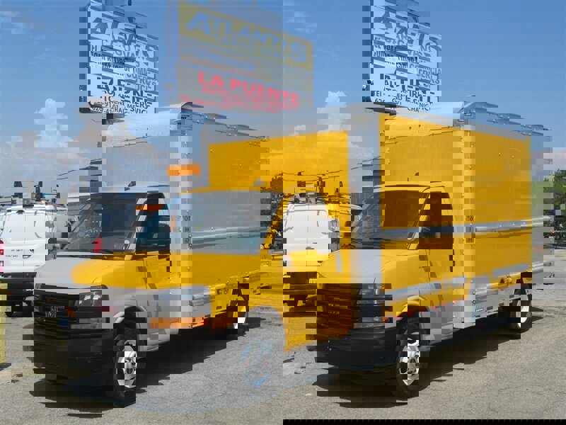 Used 2021 GMC Savana 3500 Extended w/ Power Convenience Package image 1