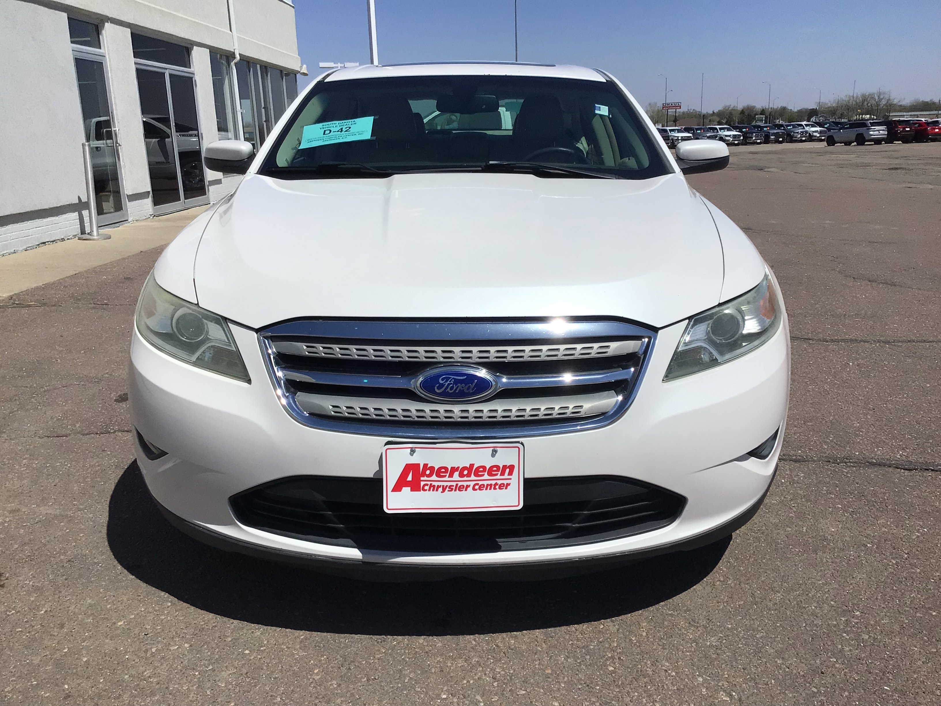 Used 2012 Ford Taurus SEL FWD image 3
