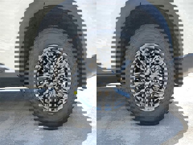 New 2025 Nissan Rogue S image 7