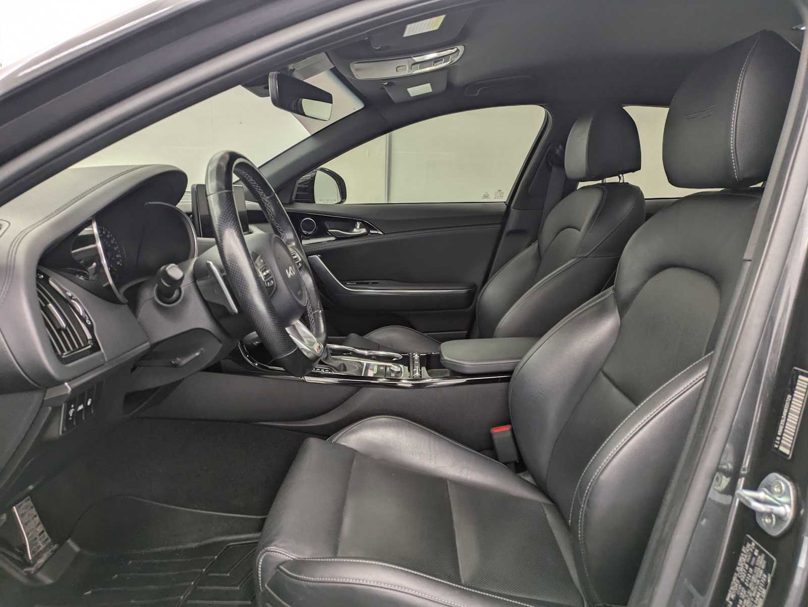 Used 2022 Kia Stinger GT-Line image 16