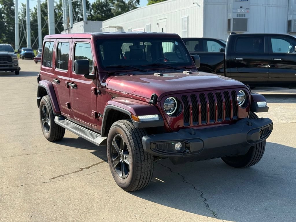 Used 2021 Jeep Wrangler Unlimited Sahara AWD/4WD image 4