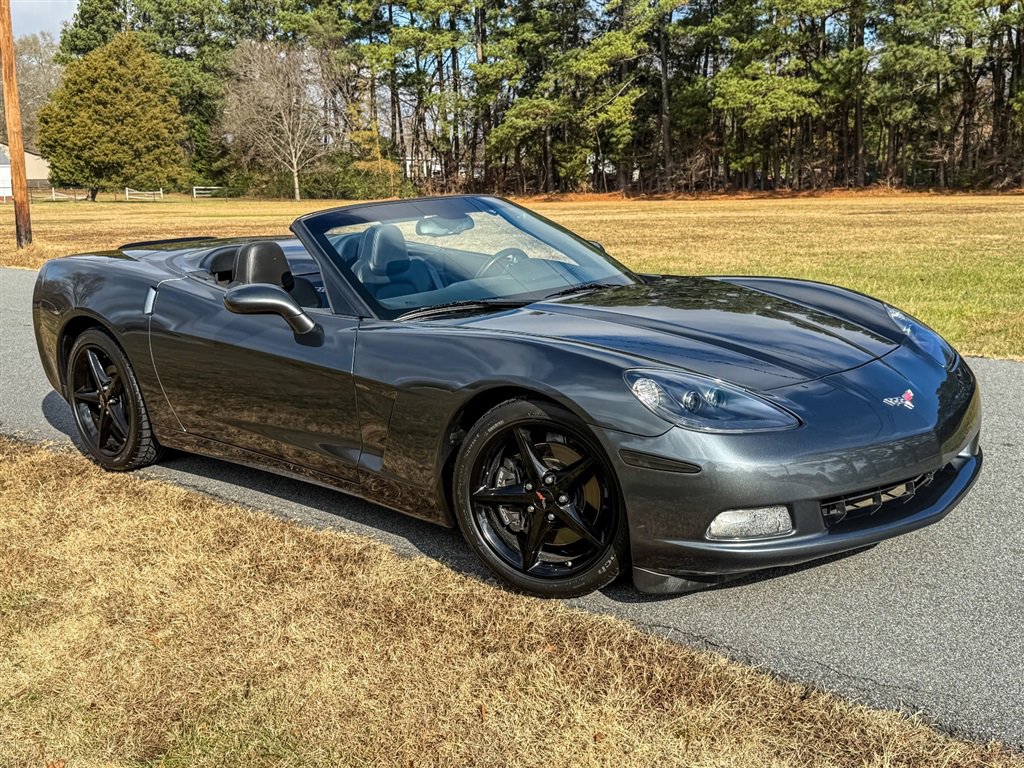 Used 2013 Chevrolet Corvette Convertible RWD image 35
