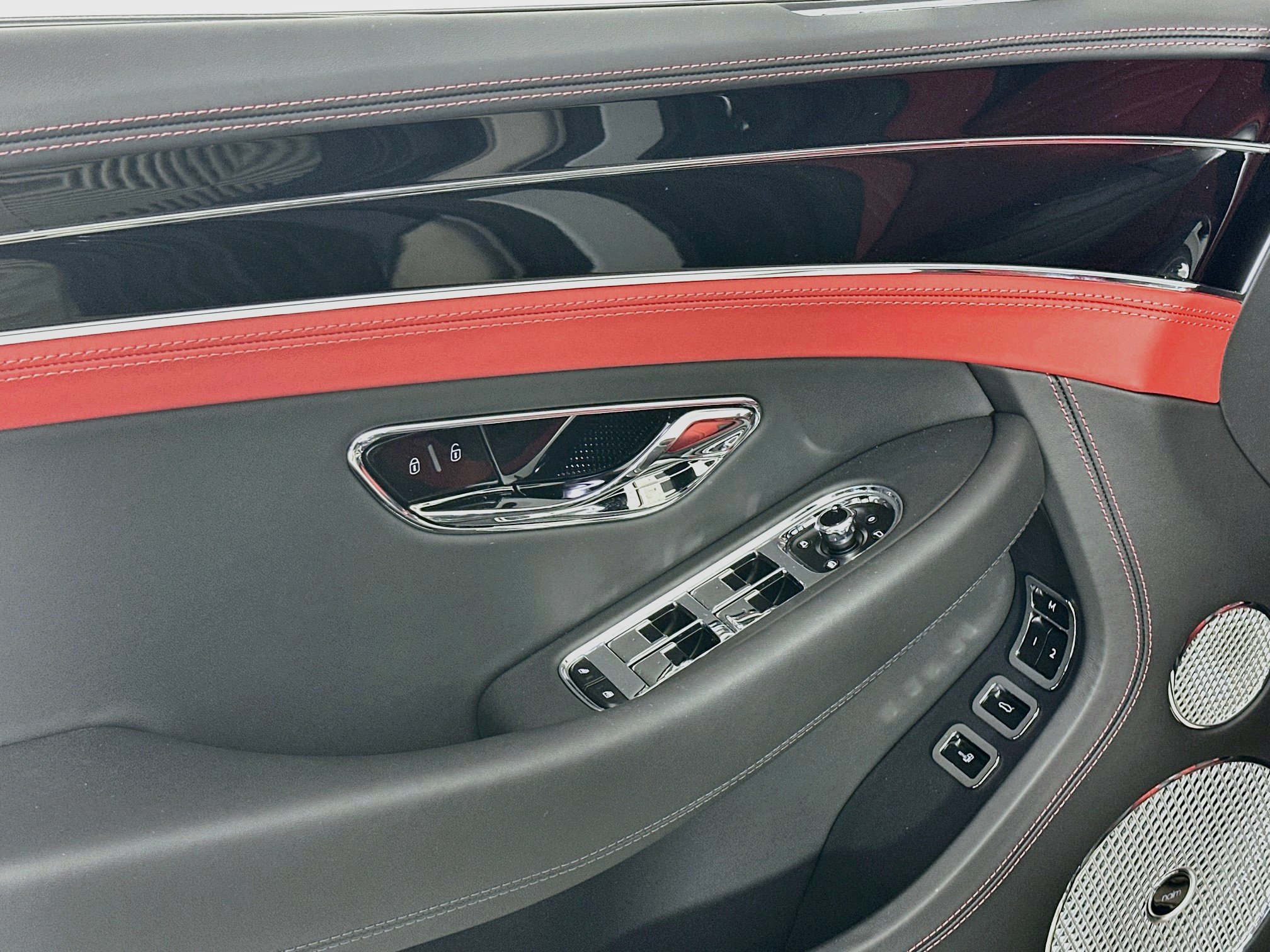 New 2027 Bentley Continental GTC AWD/4WD image 15