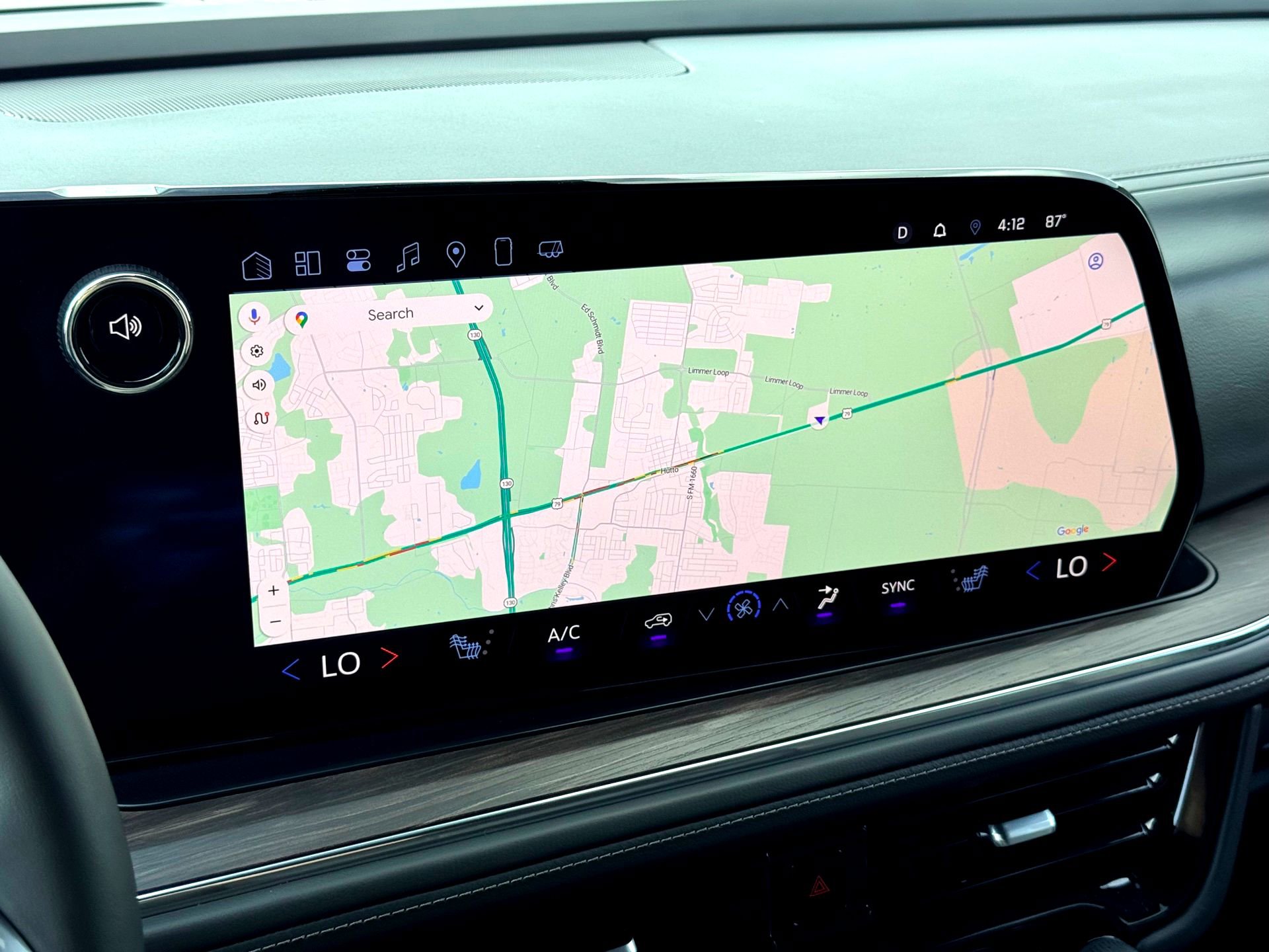 Used 2025 Chevrolet Tahoe LT w/ Comfort Package image 31