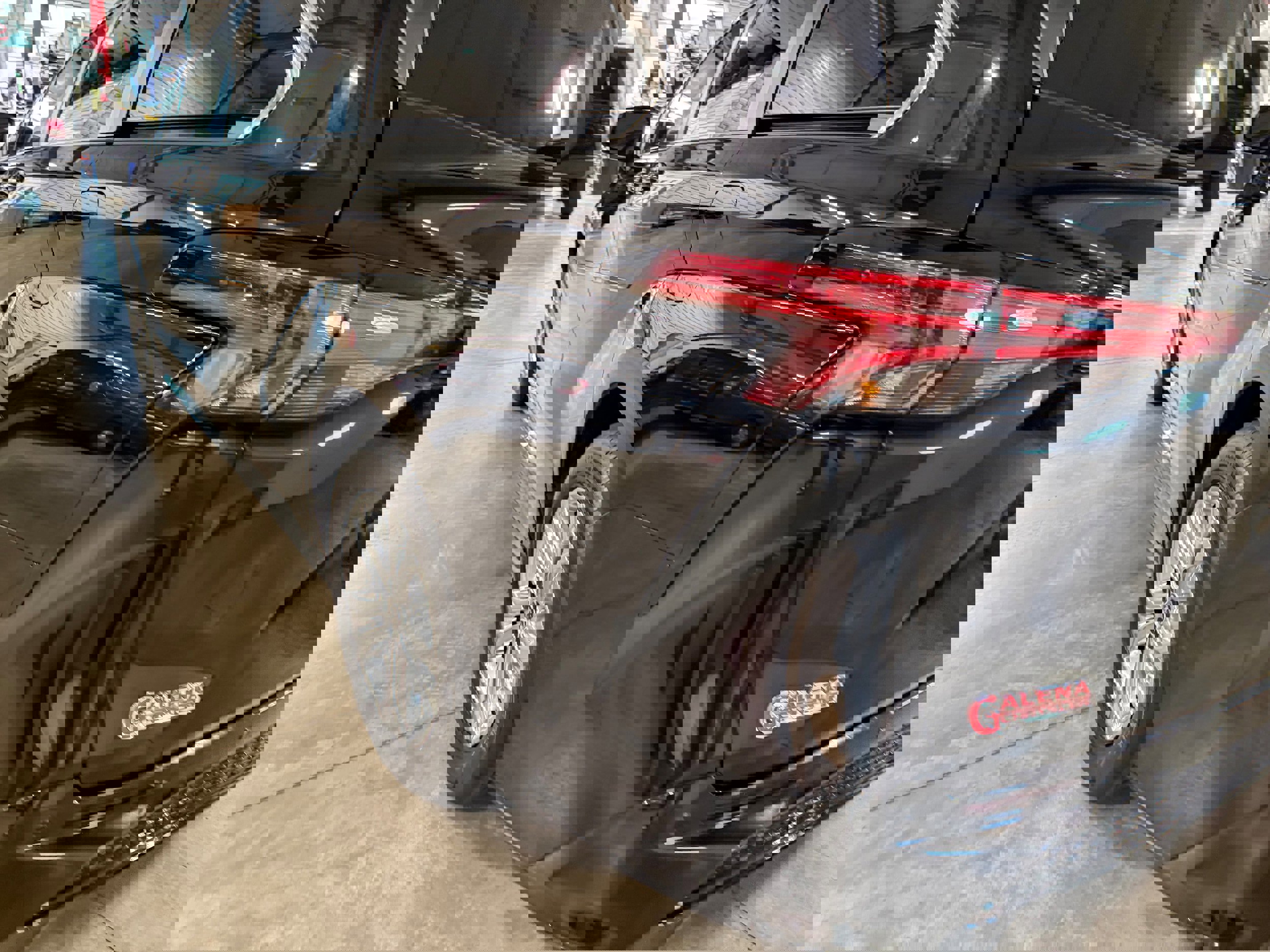 Used 2022 Toyota Sienna XSE w/ XSE Plus Package image 25