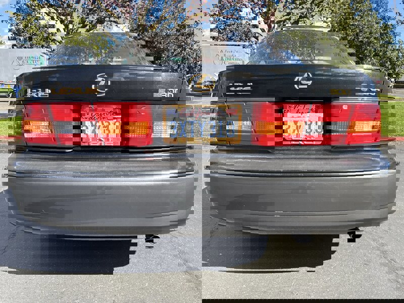 Used 1998 Lexus ES 330 FWD image 11