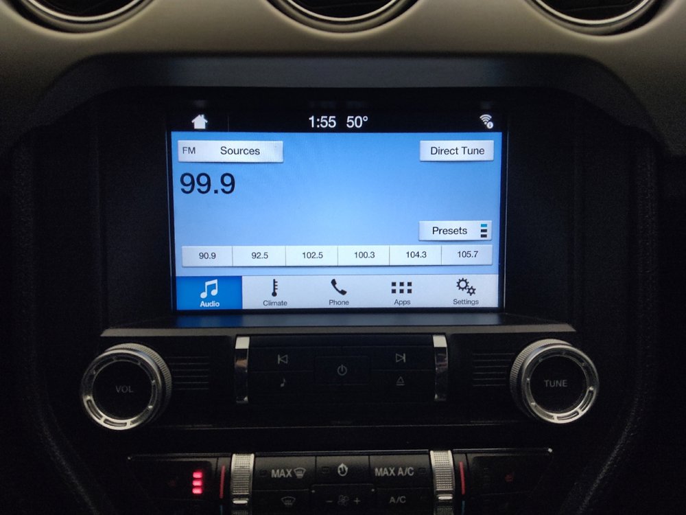 Used 2016 Ford Mustang Premium image 25