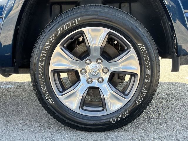 Used 2022 RAM 1500 Laramie AWD/4WD image 11