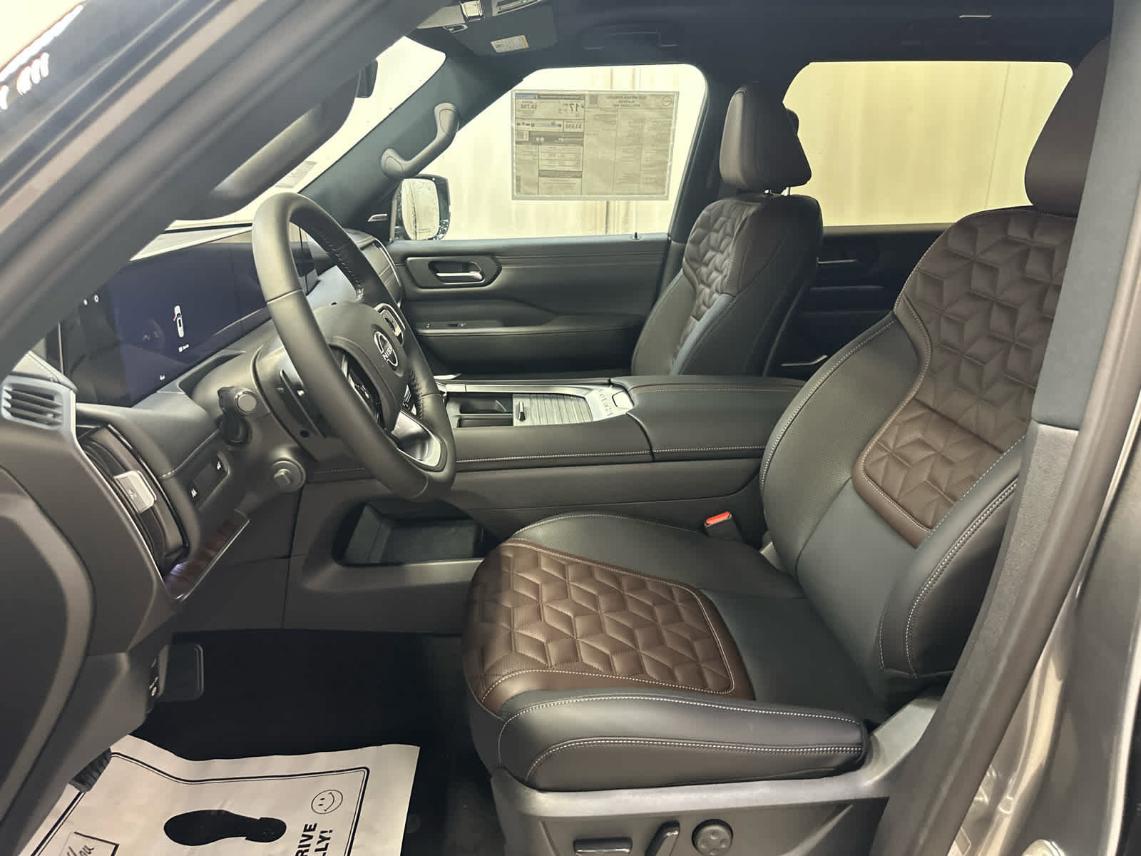 New 2026 Nissan Armada Platinum AWD/4WD image 4