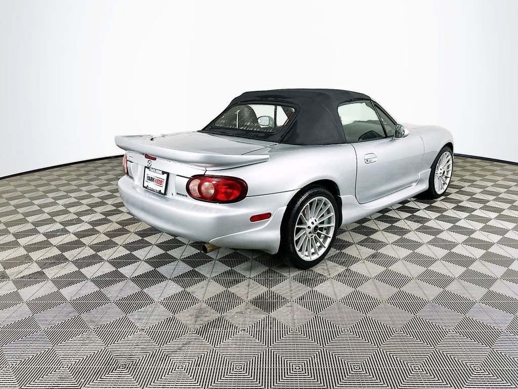 Used 2001 MAZDA MX-5 Miata image 10
