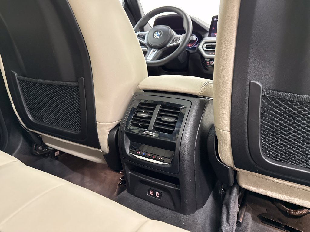 Used 2022 BMW X3 xDrive30i AWD/4WD image 39