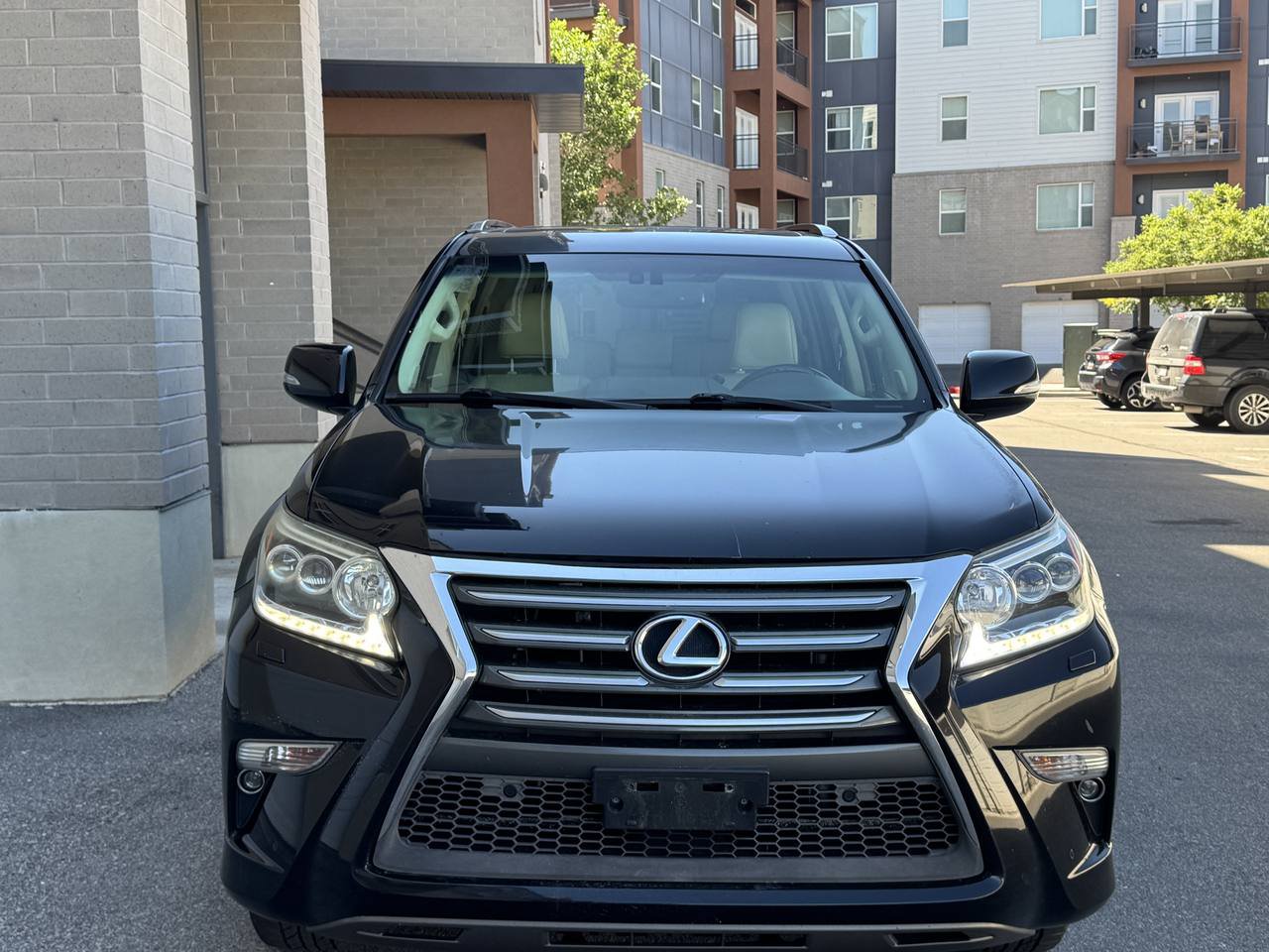 Used 2014 Lexus GX 460 w/ Premium Package AWD/4WD image 8