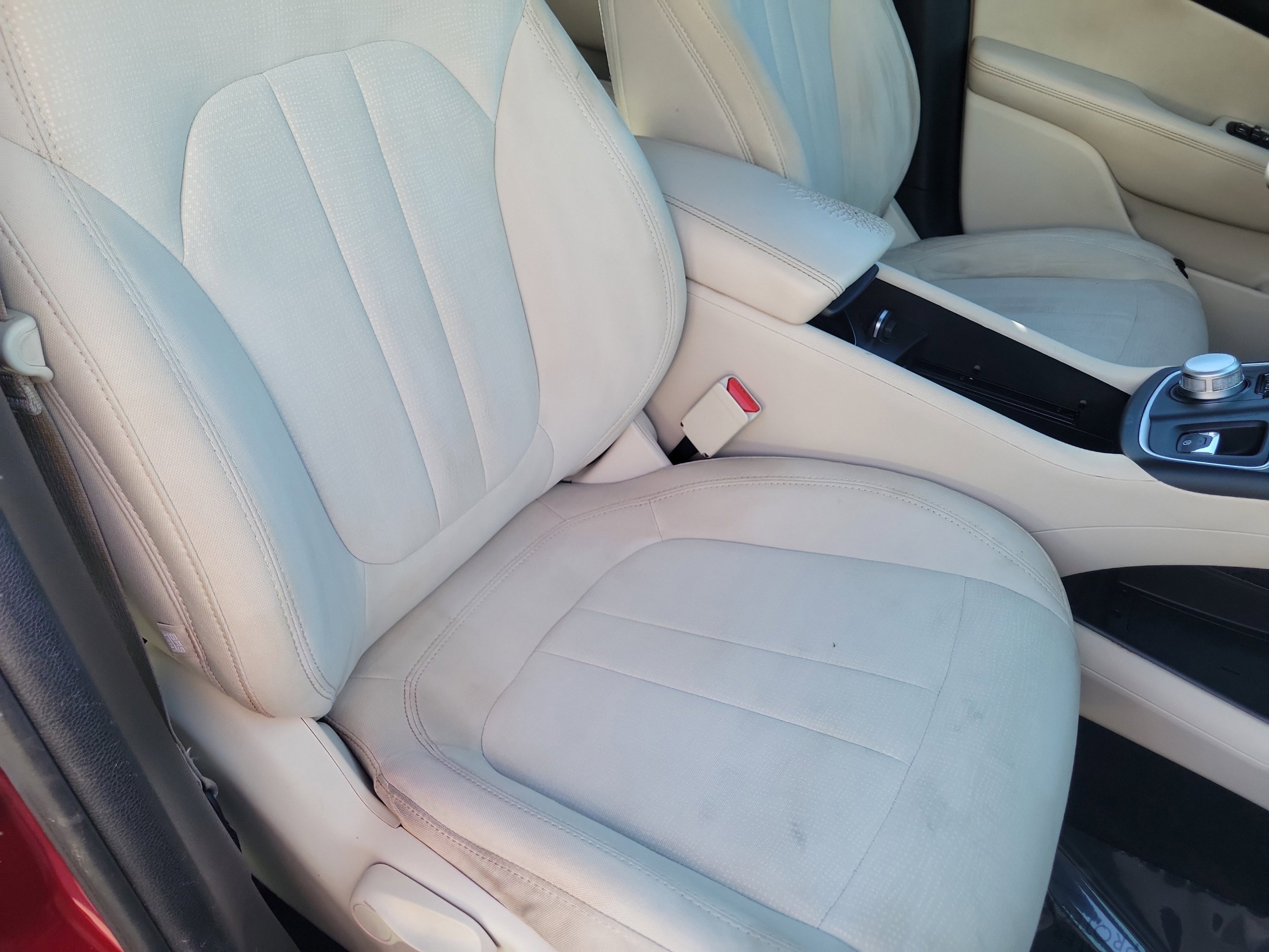 Used 2015 Chrysler 200 Limited image 15