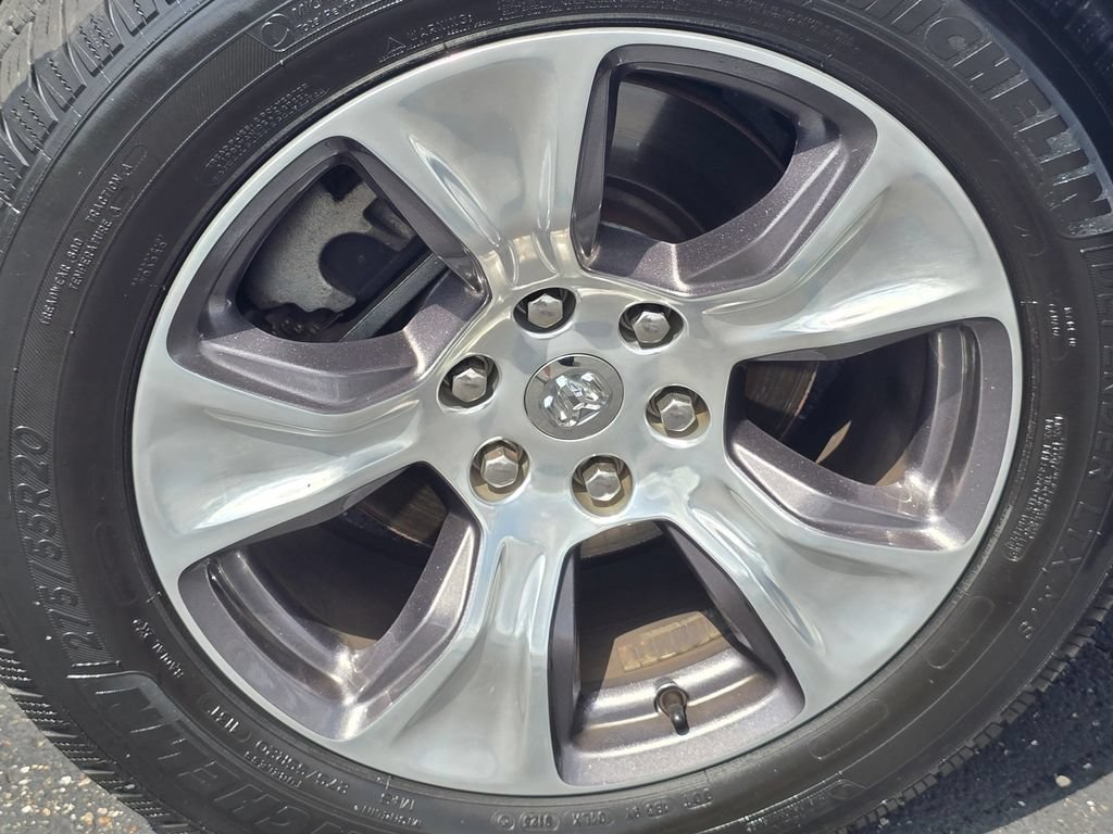 Used 2020 RAM 1500 Laramie AWD/4WD image 10