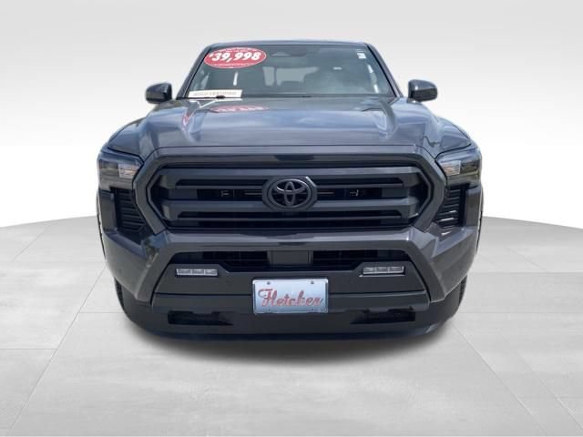 Certified 2024 Toyota Tacoma SR5 AWD/4WD image 23