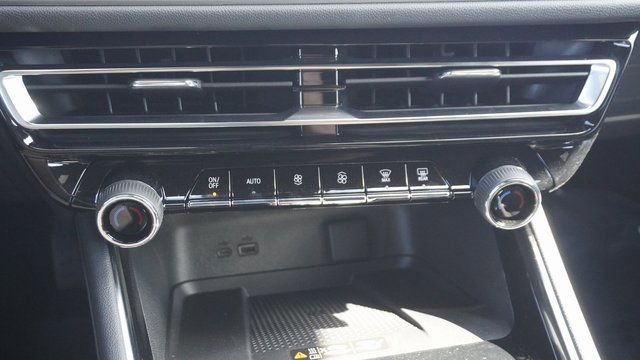 New 2026 Chevrolet Traverse LT image 31