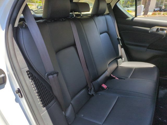 Used 2016 Lexus CT 200h w/ Seat Comfort Package FWD image 27