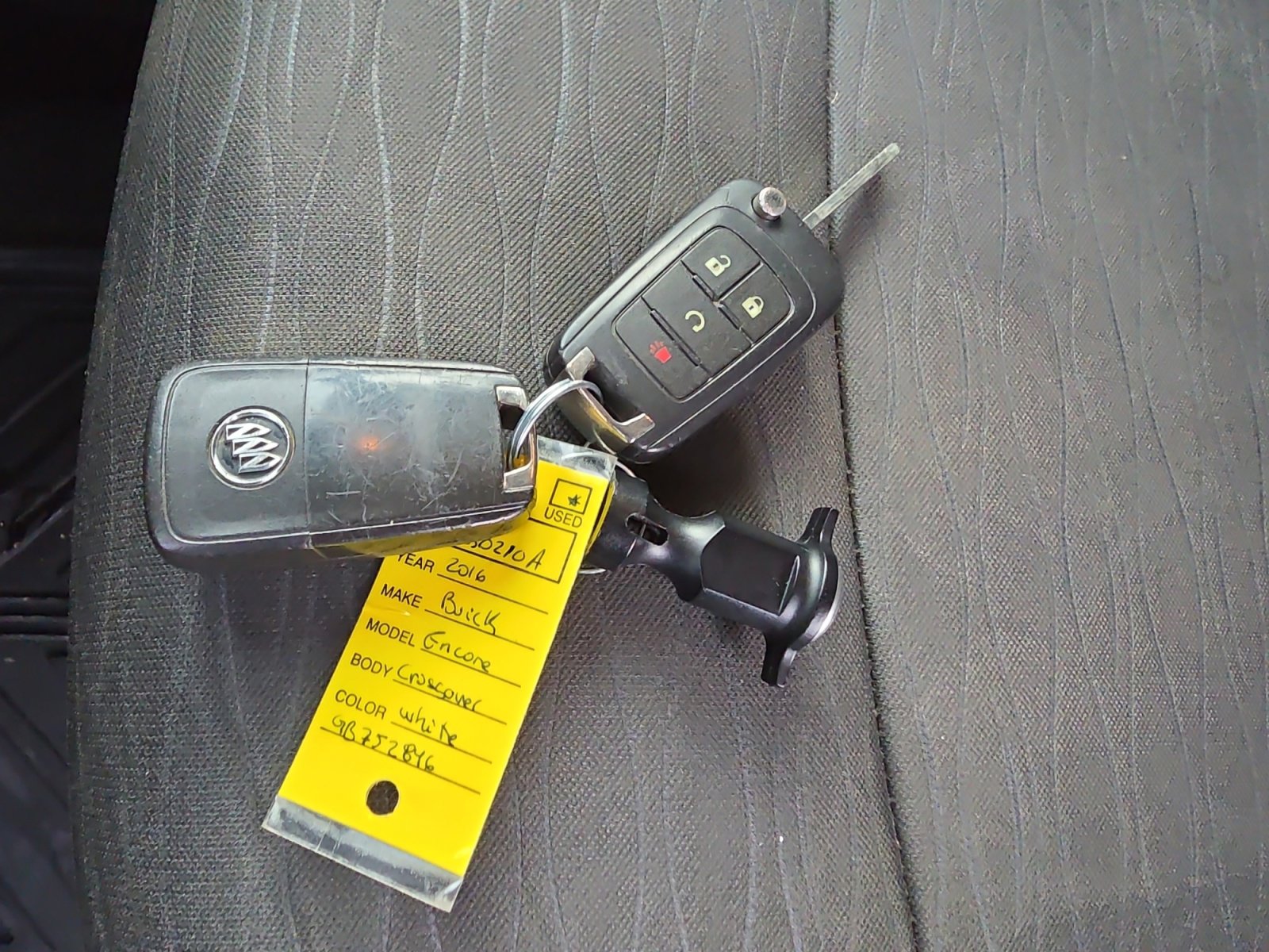 Used 2016 Buick Encore Sport Touring image 33