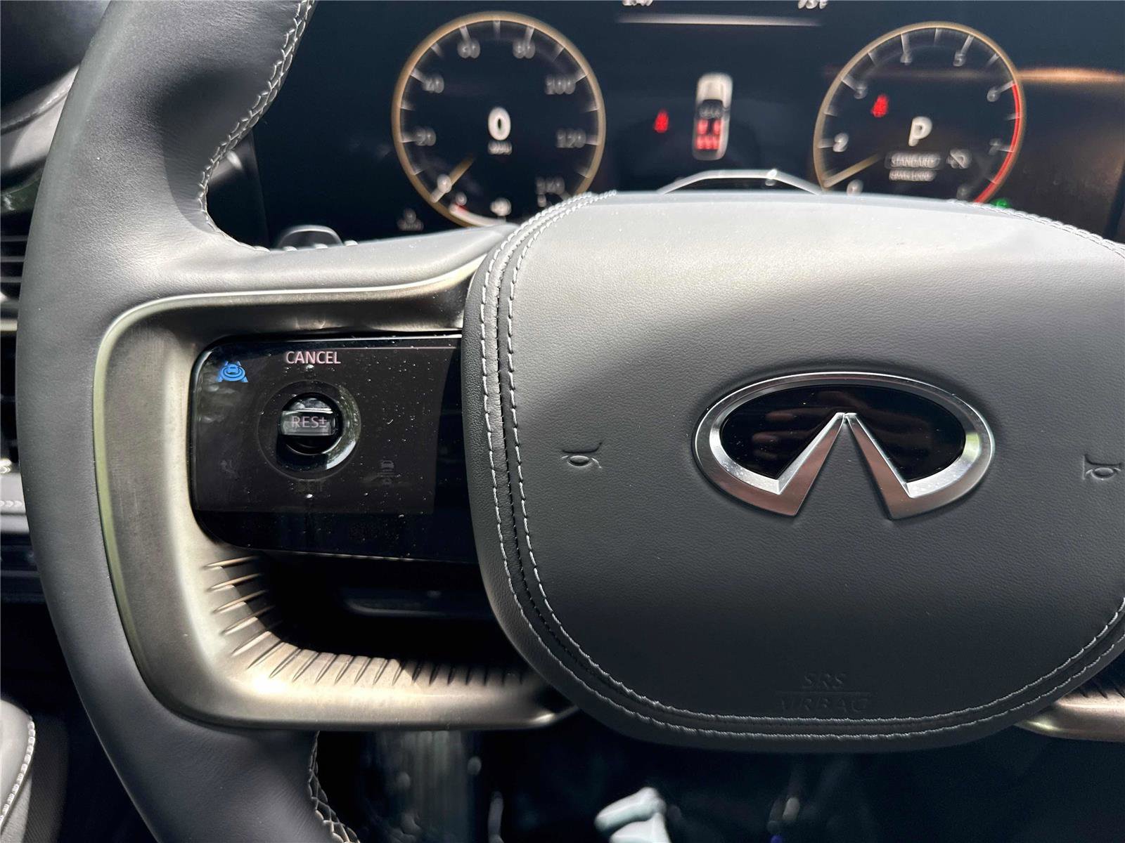 Used 2025 INFINITI QX80 Autograph AWD/4WD image 18