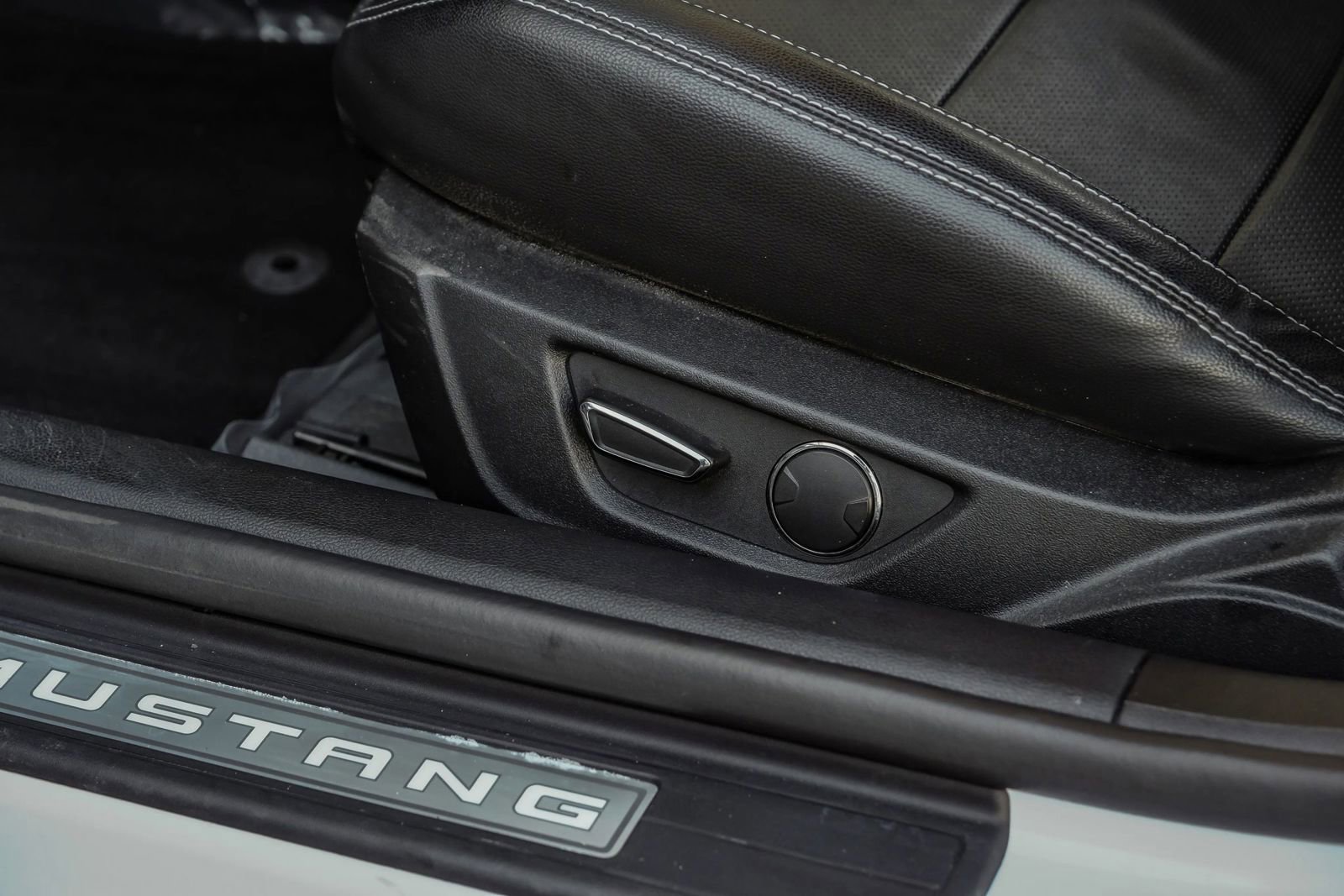 Used 2019 Ford Mustang GT Premium w/ GT Performance Package image 39