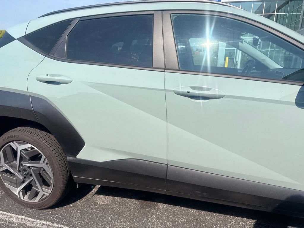 Used 2026 Hyundai Kona SEL Premium AWD/4WD image 4