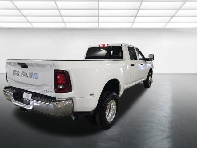 Used 2026 RAM 3500 Tradesman w/ Chrome Appearance Group image 5