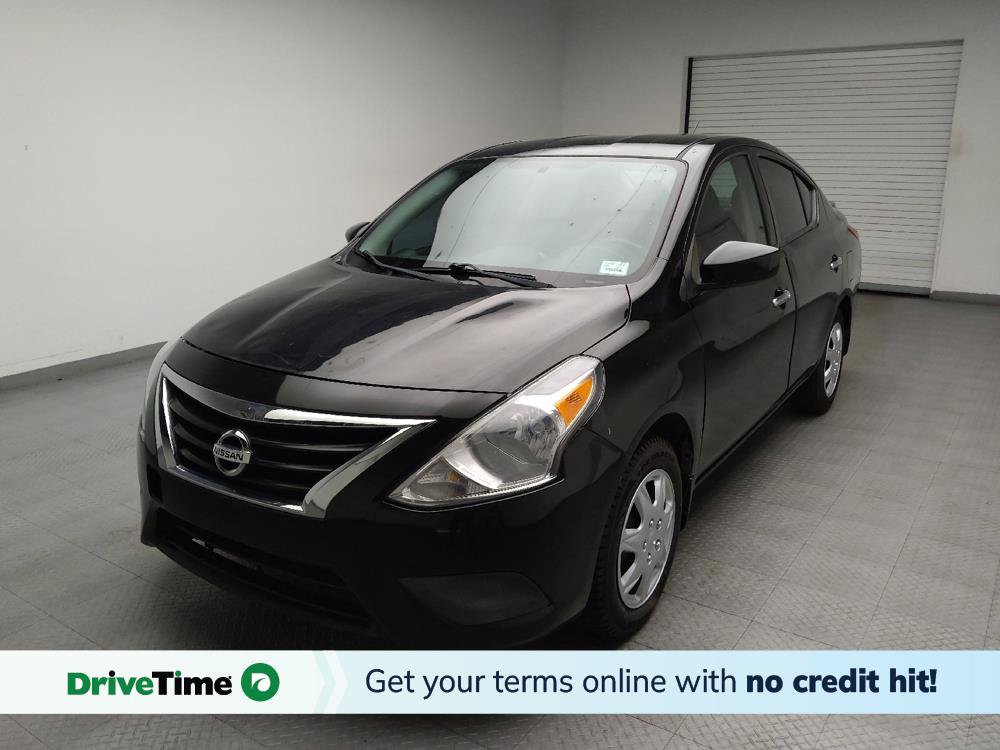 Used 2019 Nissan Versa SV FWD image 1