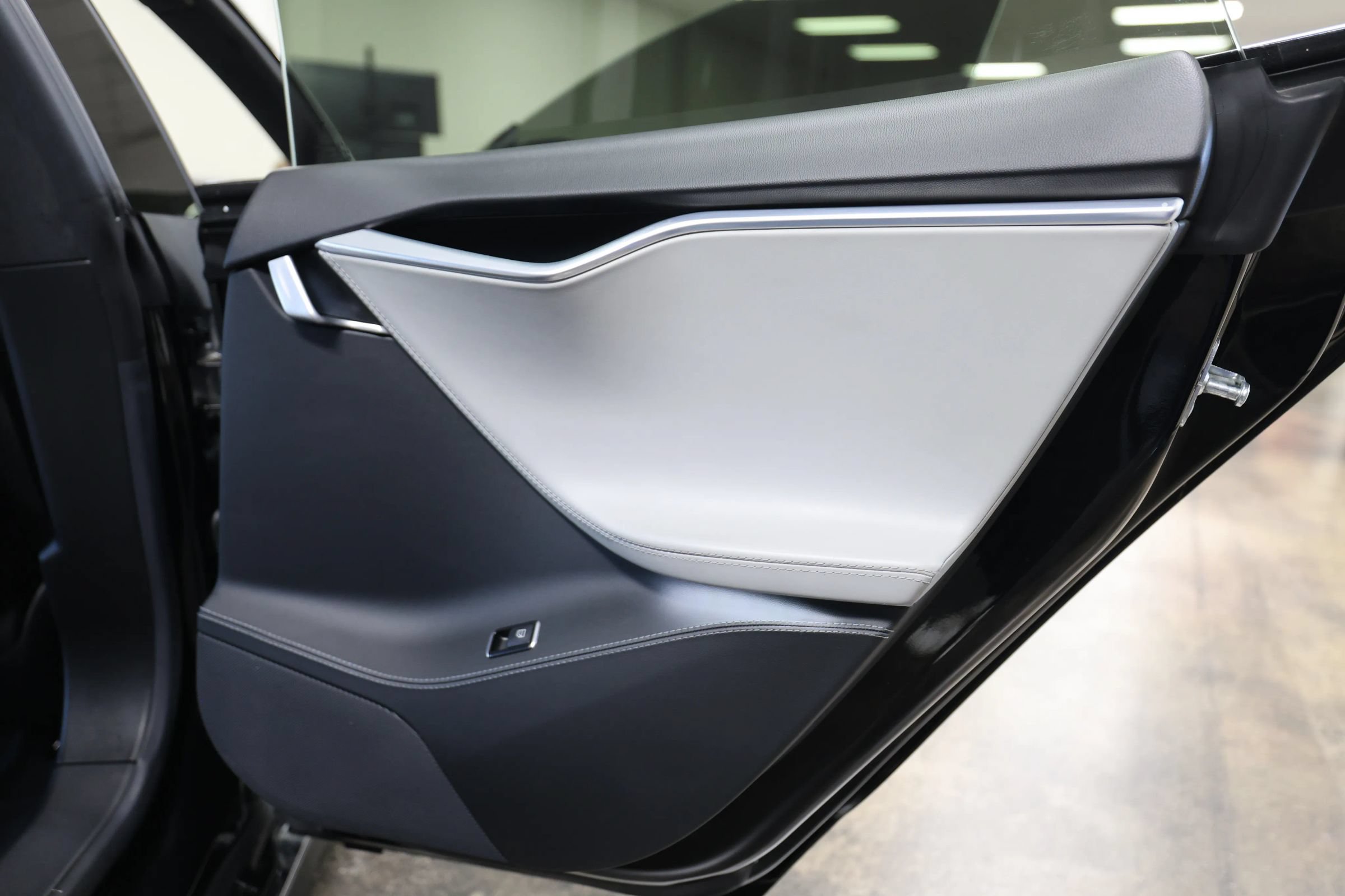 Used 2014 Tesla Model S P85D AWD/4WD image 39