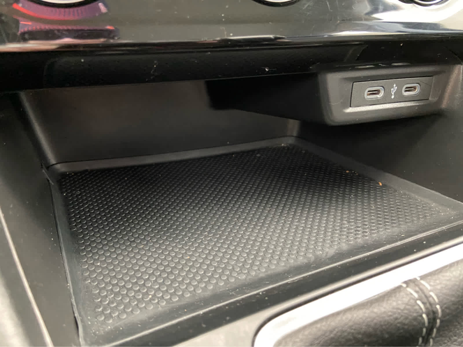 Used 2024 Volkswagen Jetta SE image 29