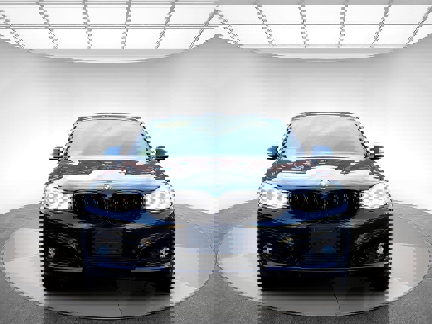 Used 2015 BMW 335i Gran Turismo xDrive image 2