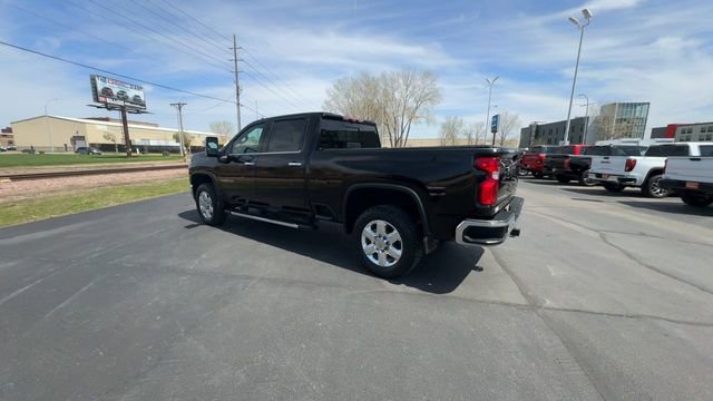 Used 2022 Chevrolet Silverado 2500 LTZ w/ LTZ Premium Package AWD/4WD image 6