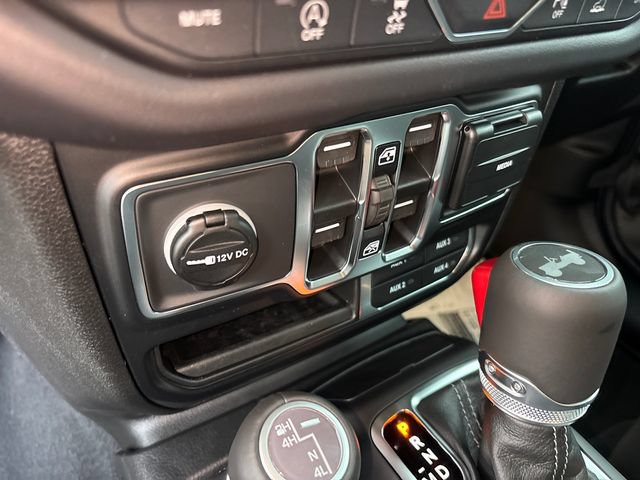 New 2026 Jeep Wrangler Unlimited Sahara AWD/4WD image 23