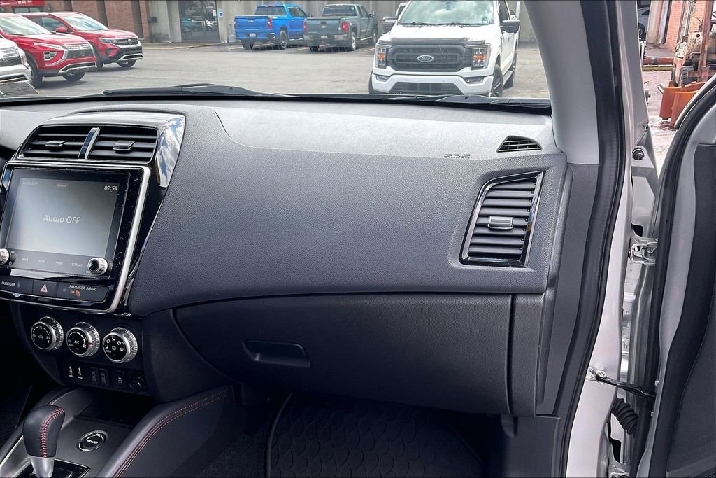 Used 2022 Mitsubishi Outlander Sport LE image 15