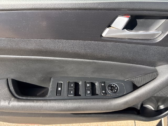 Used 2016 Hyundai Sonata Sport w/ Option Group 02 FWD image 18