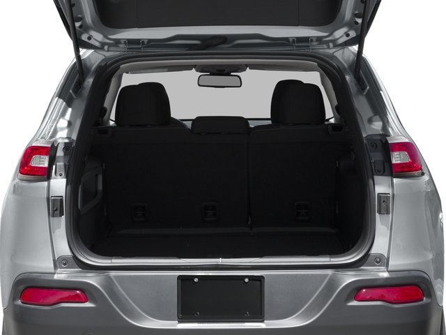 Used 2016 Jeep Cherokee Sport image 15